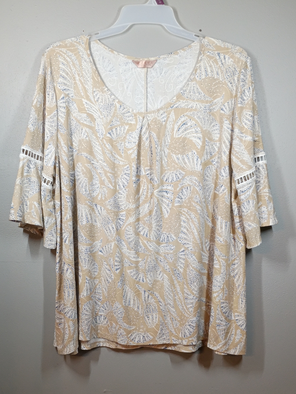 Amana Women's Flutter Sleeve Tunic Size 3X